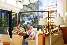 Hotel 3/4* a Portorose con Centro Benessere, Piscine Termominerali e Cucina Locale