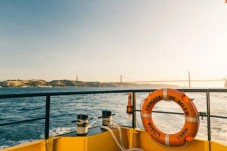 Sunset River Cruise with Live Music in Lisbon - Youth (11-16 yo)