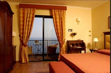 PAUSA DISINTOSSICANTE IN UNA SPA A TAORMINA